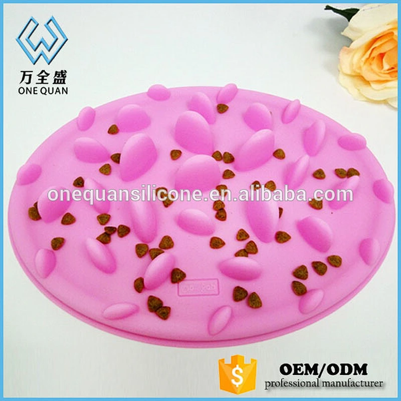 Slow Down Eating Dog Pet Feeder Dog Food Bowl Silicone Pet Bowl