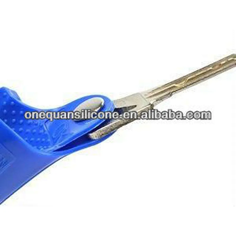 Wholesale silicone key holder bracelet rubber bracelet key holder for gifts