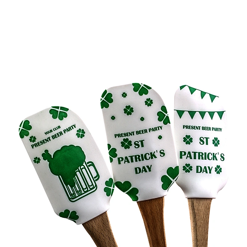 Christmas BPA FREE FDA  Silicone Scraper  Decorating Cake Tools Spatula