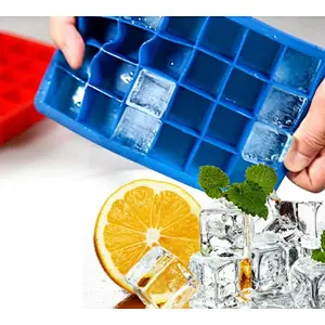 Amazon Hot Selling FDA BPA Free Custom Logo Personalized Square Ice Cube Tray for Whisky Food Storage Wine Bar