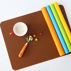 Heat-Resistant Thicken Non-Slip Tablemats Stain Resistant Anti-Skid Washable Reusable Table Mats