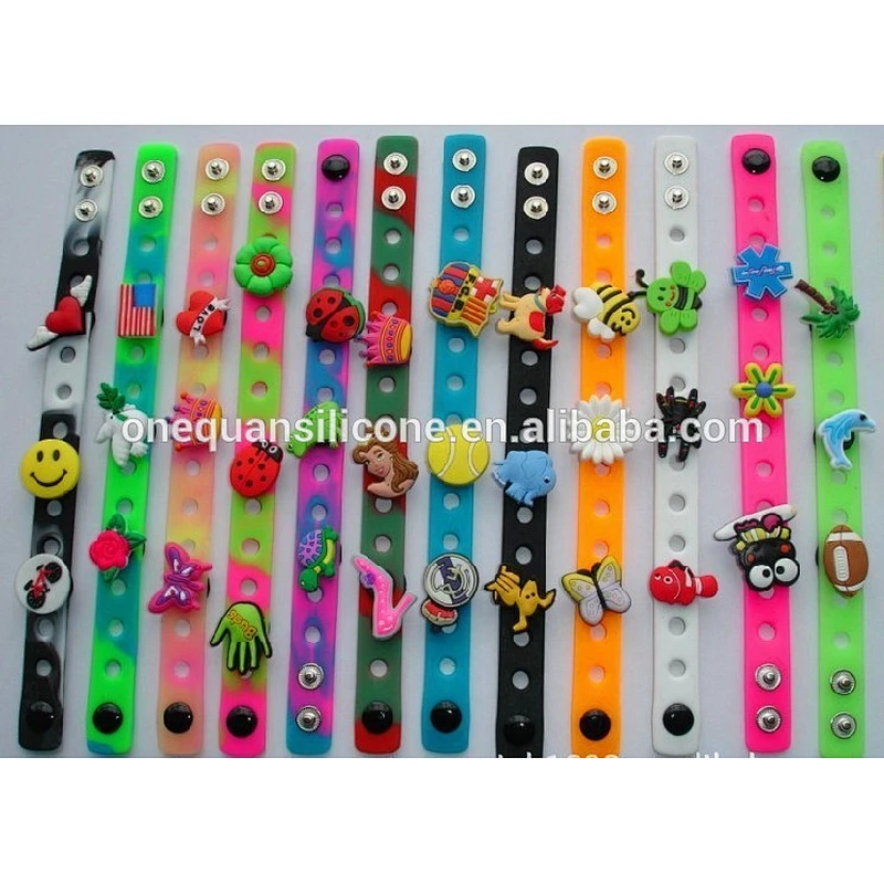 Hot sale plastic buttons silicone bracelet