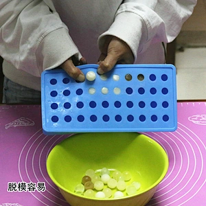 New Top Quality Silicon Personalized Ice Cube Tray Mold of Chocolate and Whisky Ice Spherical Ice Mold