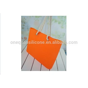 2019 factory wholesale best promotional class bags for women waterproof silicon beach bag with rope handle