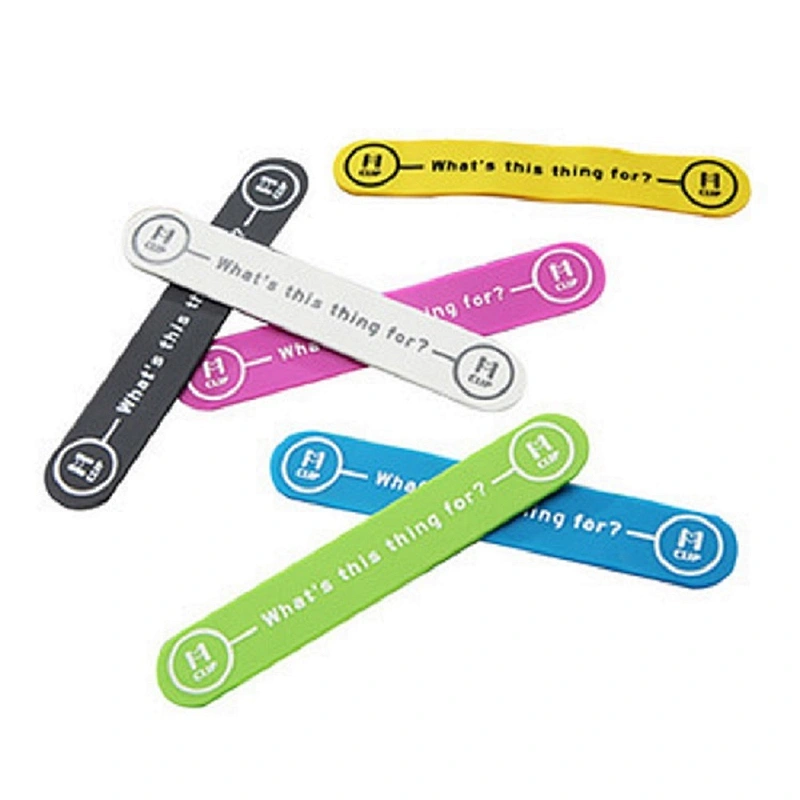 2015 new silicone clip holder for memo with custom logo silicone snack clip magnet