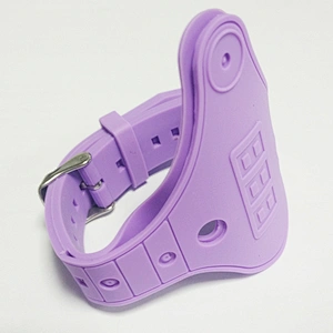 Factory wholesale fashion silicone bracelet for key
