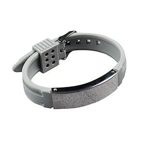New Trending Young Mens Accessories Adjustable Custom Logo Titanium Steel Silicone Bracelet