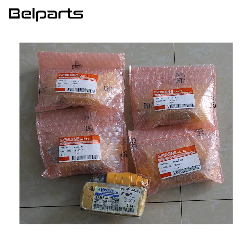 Excavator spare part control valve XKBF-00428 XKBF-00486 XKBF-00895 main valve for  R305LC-7