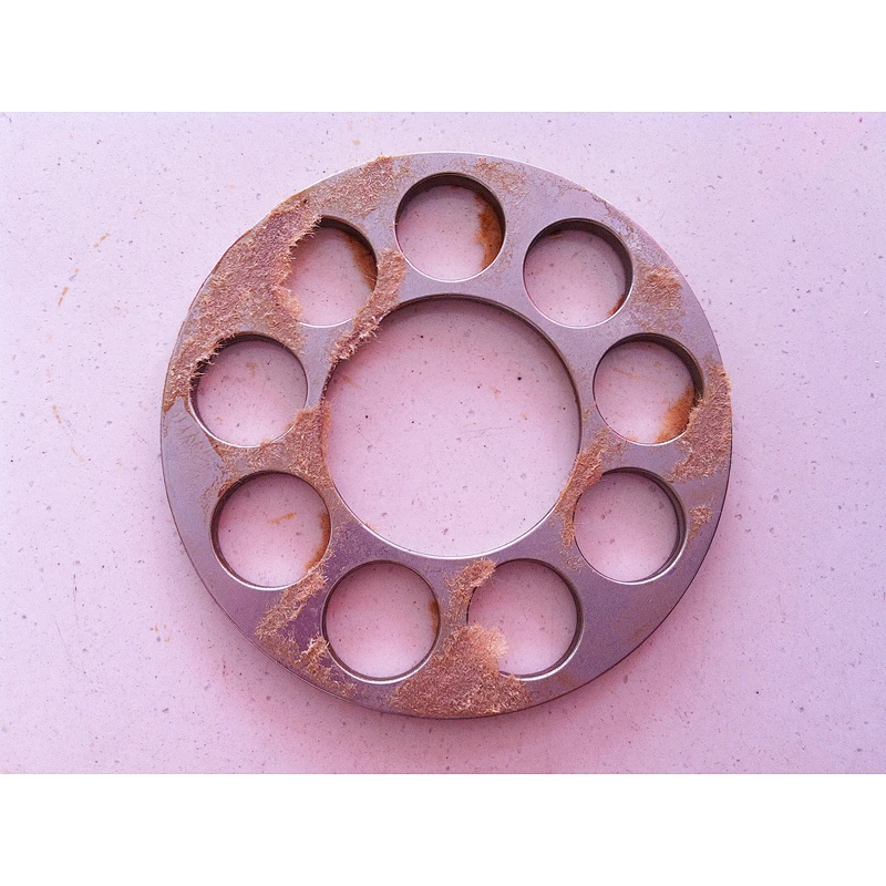 Belparts High Quality HPV55 Excavator hydraulic parts retainer plate PC200 set plate PC220-3