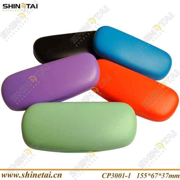 plastic eyeglasses case