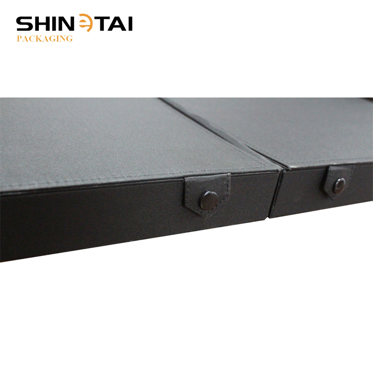 display suitcase