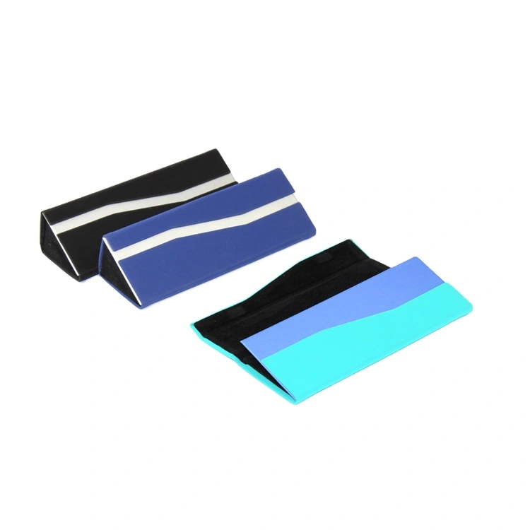 folding eyeglasses case
