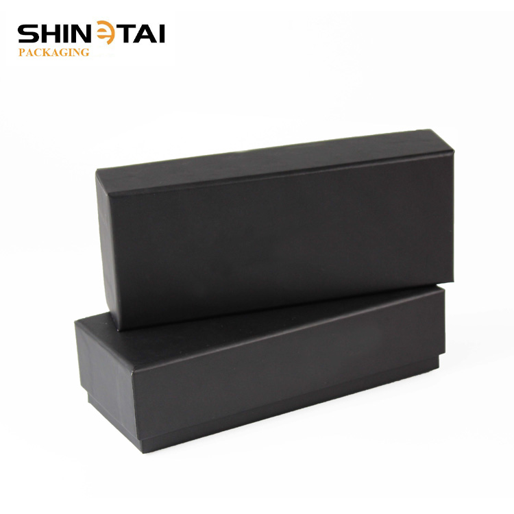black rectangle gift box
