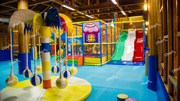 resort hotel indoor play place