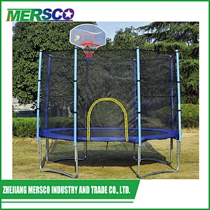 trampolín grande, trampolín al aire libre