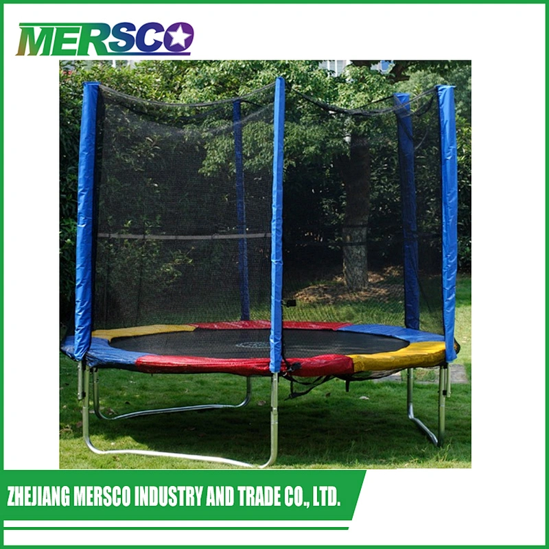 trampolín grande, trampolín al aire libre