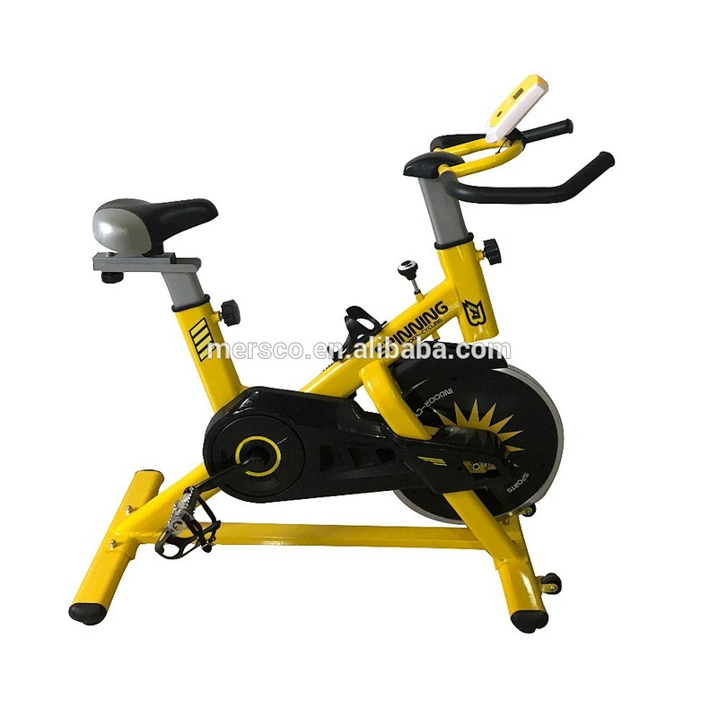 Bicicleta ergométrica. Uso doméstico. Bicicleta de spin fitness