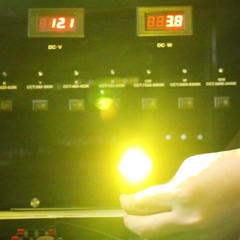 neblineros led para auto high potency Yellow white light double claw lamp holder h4 c1heading lights