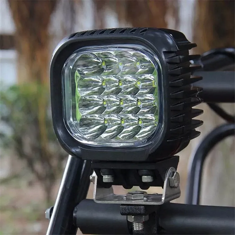 China fabrica LED 48w Working Light Faro luz de trabajo luces led para carros neblinero 4x4 led para auto