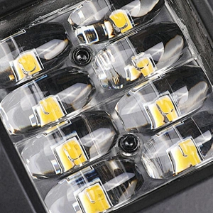 FARO LED CUADRADO CAR MOTORCYCLE ACCESORIOS PARA MOTO Y CARRO