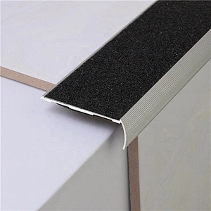 Wholesale Free Sample Customized Anti-Slip Carborundum Nosing Strips for Stairs