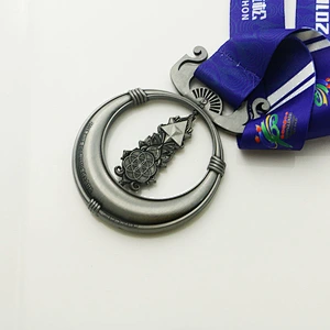 Hollow out medals