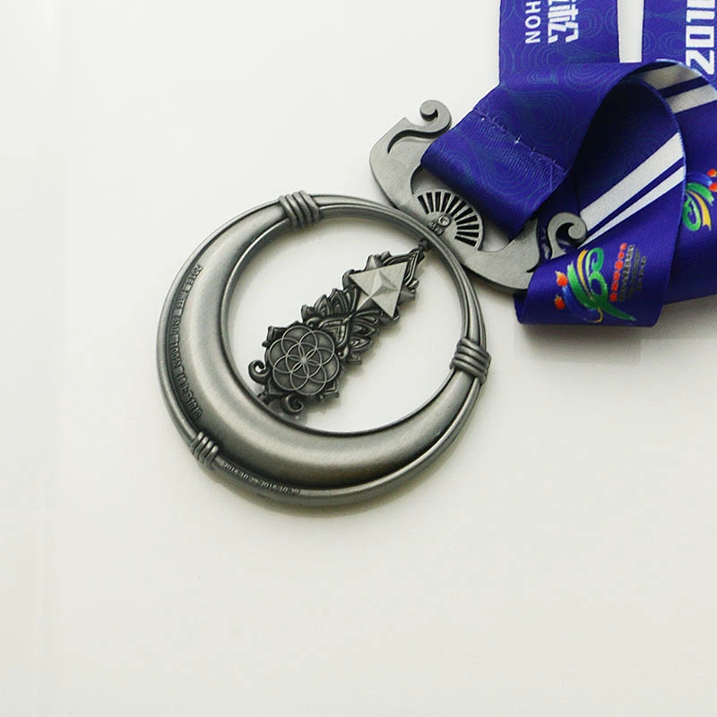 Hollow out medals