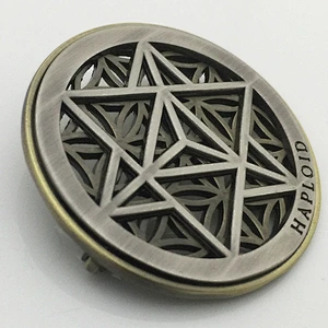 Antique hollow out pin badge