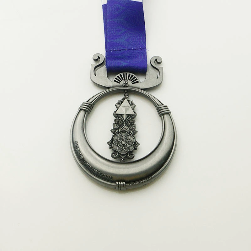 Hollow out medals