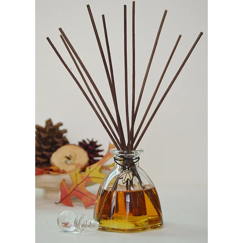 crystal clear glass diffuser bottle with reed