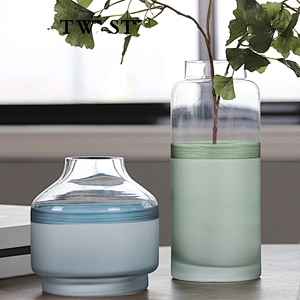 Hand-blown Round Glass Vase With Matt Color For Flowers And Home Decoration