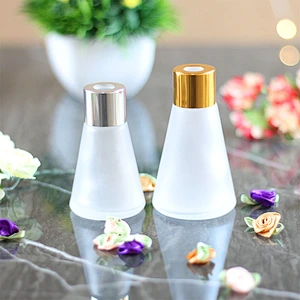 Wholesale 30ml/50ml Frosted Circular Cone Shape Reed Glass Diffuser Bottle With Metal Ring Cover