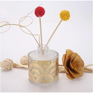 Luxury Round Frosted Reed Glass Diffuser Bottle/Essential Oil Glass Bottle With Golden Electroplate