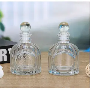 Wholesale vertical stripe glass diffuser bottles with thick base without fire aromatherapy essence oil bottles can be customized