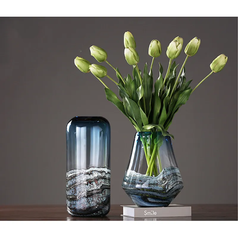 Hot-selling Modern simple style glass vase with decorative design for home decoration