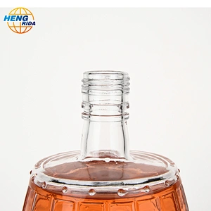 750ml Glass Barrel Shaped Bottle for Wine or Beverage