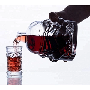 Unique 500ml Imperial Stormtrooper Shape Glass Wine Decanter Whisky Decanter and Tumbler Set