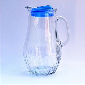 Wholesale 2 Litres Big Size Glass Pitcher With Plastic lid  For Iced Water and Cold Drinks