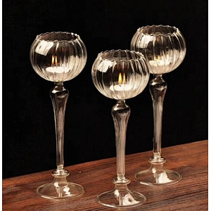Transparent glass  European pattern glass candlestick for romantic candlestick dinner