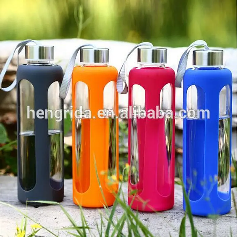 550ml/900ml clear glass drinking bottle with silicone sleeve and lid for beverage and water