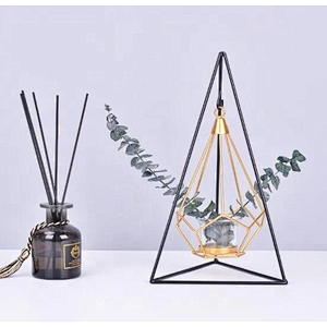 Creative Nordic style candle holder