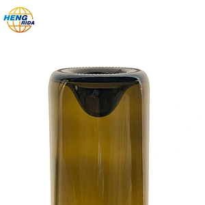 Bordeaux (Claret) Bottle with Punted Base 18.5mm Opening Cork