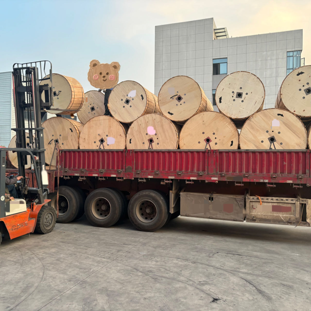 TTI Ships Fiber Optic Products Fast & Safe to the World