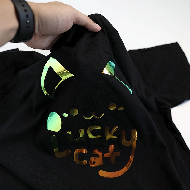 MOQ 1Pcs Custom Logo Anime Pattern Golden Heat Transfer Viny Logo Lucky Cat T-Shirt Women