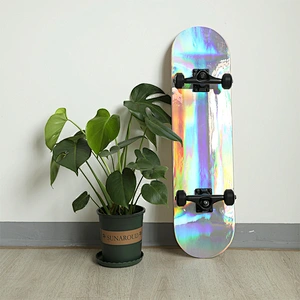 Wholesale High Quality Skate Board 7 Ply Wood Skateboard with Flash Wheel