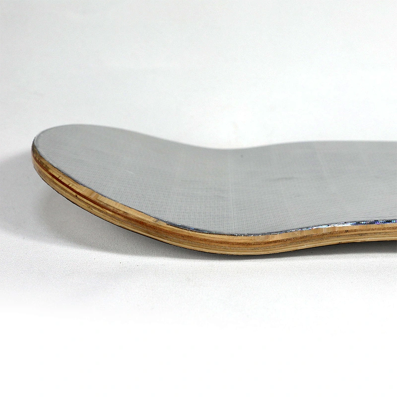 Hot Sale Stock In Trade 7 Ply Chinese Maple Complete Standard Skateboard Oblique Metal Laser With Pu Wheels For Teens Adults