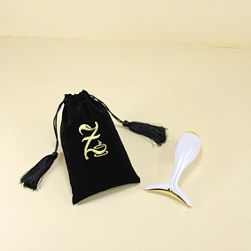 velvet bag
drawstring velvet dust gift cosmetic packaging bag
luxury velvet gift pouch drawstring packaging bags
velvet drawstring bag
pocket high-grade velvet storage bag printed logo
velvet cosmetic bag
bags soft velvet gift packaging drawstring pouch
v