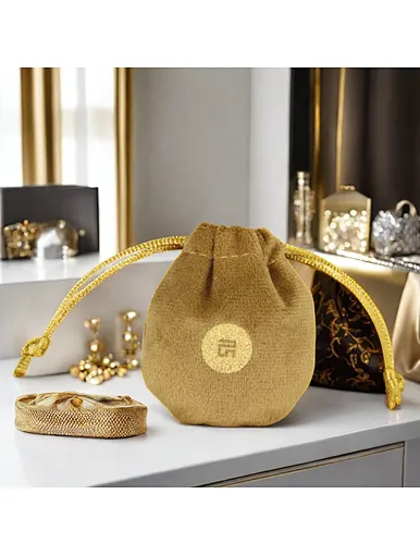 velvet stitching foldable jewelry roll bag Satin Jewelry Envelope Pouch Screen Printed Velvet Gift Pouch
custom velvet jewelry bag Zippered Satin Jewelry Pouch Customized Velvet Jewelry Bags Soft Drawstring Velvet Gift Pouch
bags velvet pouches for jewelr