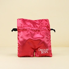 satin drawstring bag
packaging pouch drawstring soft satin hair bag
cotton satin hair drawstring bags with logo printed
fabric custom logo drawstring pouch packaging bags
drawstring cloth bags with printed brand logo
stain bag
stain dust bag
drawstring ba