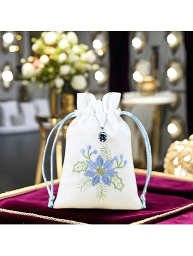 cotton drawstring bag
packaging pouch drawstring soft satin hair bag
cotton satin hair drawstring bags with logo printed
fabric custom logo drawstring pouch packaging bags
drawstring cloth bags with printed brand logo
stain bag
stain dust bag
drawstring b